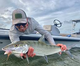 Fly Fishing for big bonefish with Captain Ken Diaz in Biscayne Bay, Miami